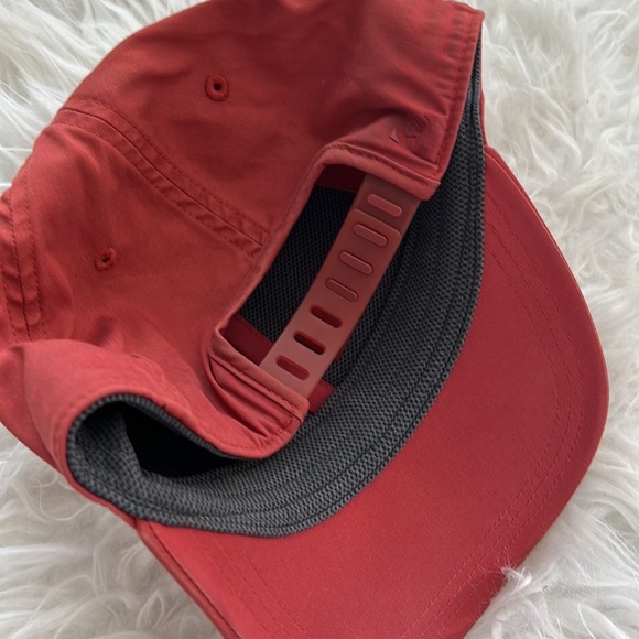 Lululemon SnapBack hat - Picture 2 of 5